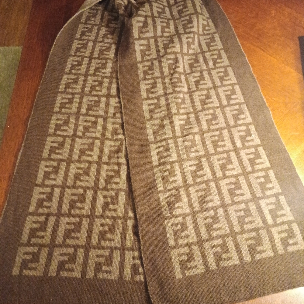 Fendi Brown Logo Scarf - Picture 2 of 10